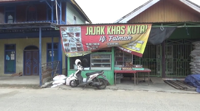 Jajak Khas Kutai Jual Ragam Kue dan Roti, Layani Pemesan untuk Hajatan